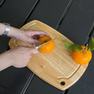 Thớt gỗ bầu dục